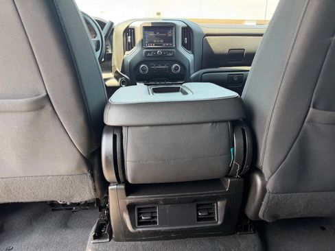Used 2022 Chevrolet Silverado 1500 Custom AWD/4WD image 22