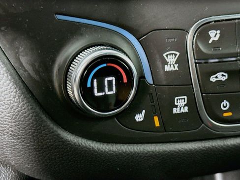 Used 2023 Chevrolet Equinox RS AWD/4WD image 22
