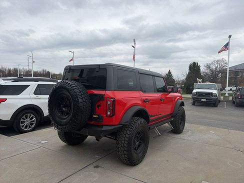 Used 2022 Ford Bronco Wildtrak image 15