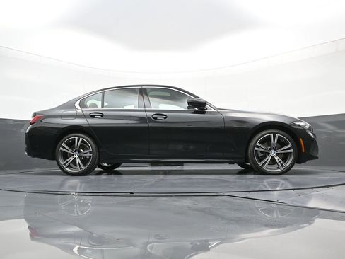 Used 2024 BMW 330i xDrive Sedan w/ Premium Package image 29