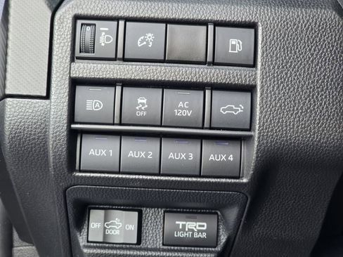 Used 2025 Toyota Tacoma TRD Pro image 20