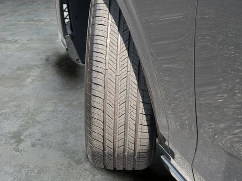 Used 2026 Genesis GV70 2.5T AWD/4WD image 44