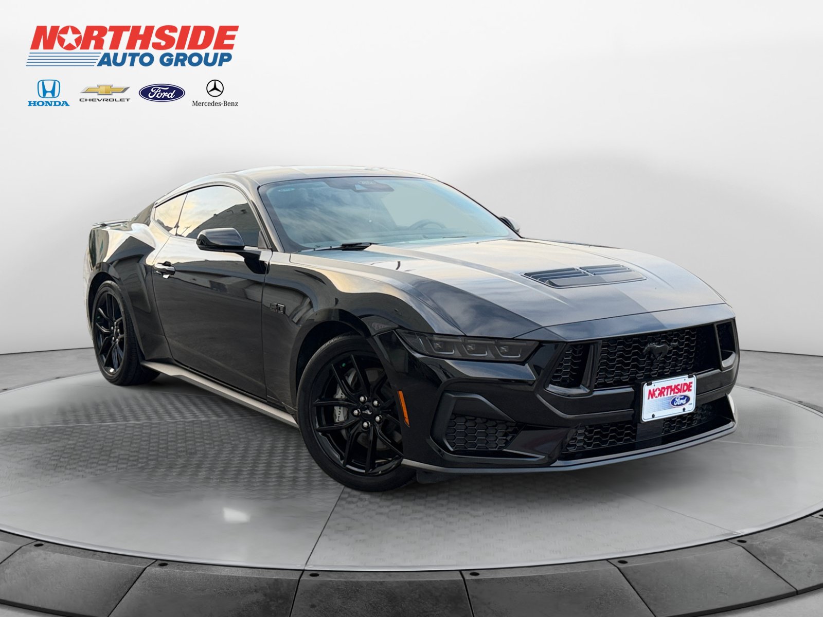 Used 2026 Ford Mustang GT Premium RWD image 1