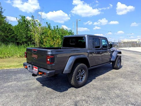 New 2025 Jeep Gladiator Mojave w/ Safety Group image 36