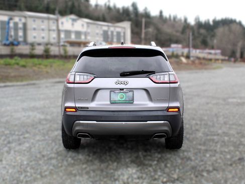 Used 2019 Jeep Cherokee Limited w/ Technology Group image 6