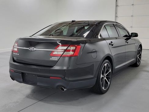Used 2014 Ford Taurus SEL w/ Equipment Group 201A FWD image 9
