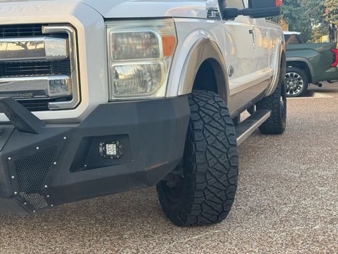 Used 2012 Ford F250 King Ranch w/ King Ranch w/Chrome Pkg AWD/4WD image 3