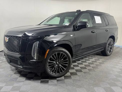 Used 2025 Cadillac Escalade Sport Platinum w/ LPO, Floor Liner Package AWD/4WD image 1