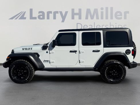 Used 2023 Jeep Wrangler Unlimited w/ 8.4" Radio Group AWD/4WD image 2
