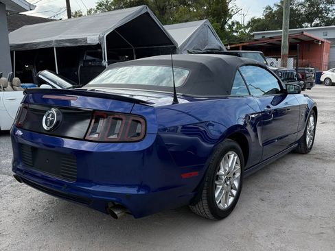 Used 2013 Ford Mustang Premium RWD image 7