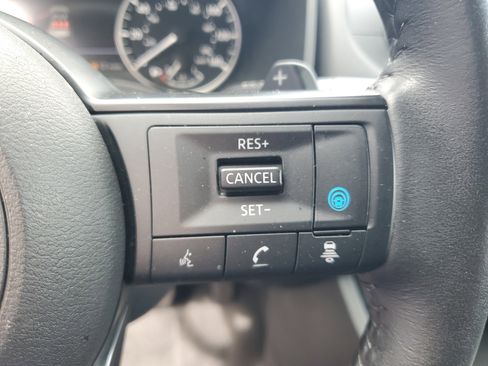 Certified 2024 Nissan Rogue SV w/ SV Premium Package image 19