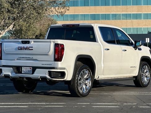Used 2023 GMC Sierra 1500 Denali w/ Denali Reserve Package image 4