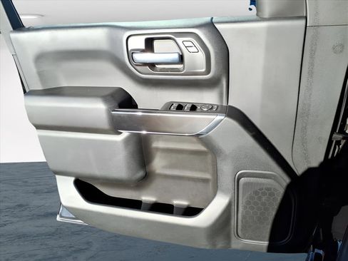 Used 2021 Chevrolet Silverado 1500 Custom Trail Boss w/ Midnight Edition image 26