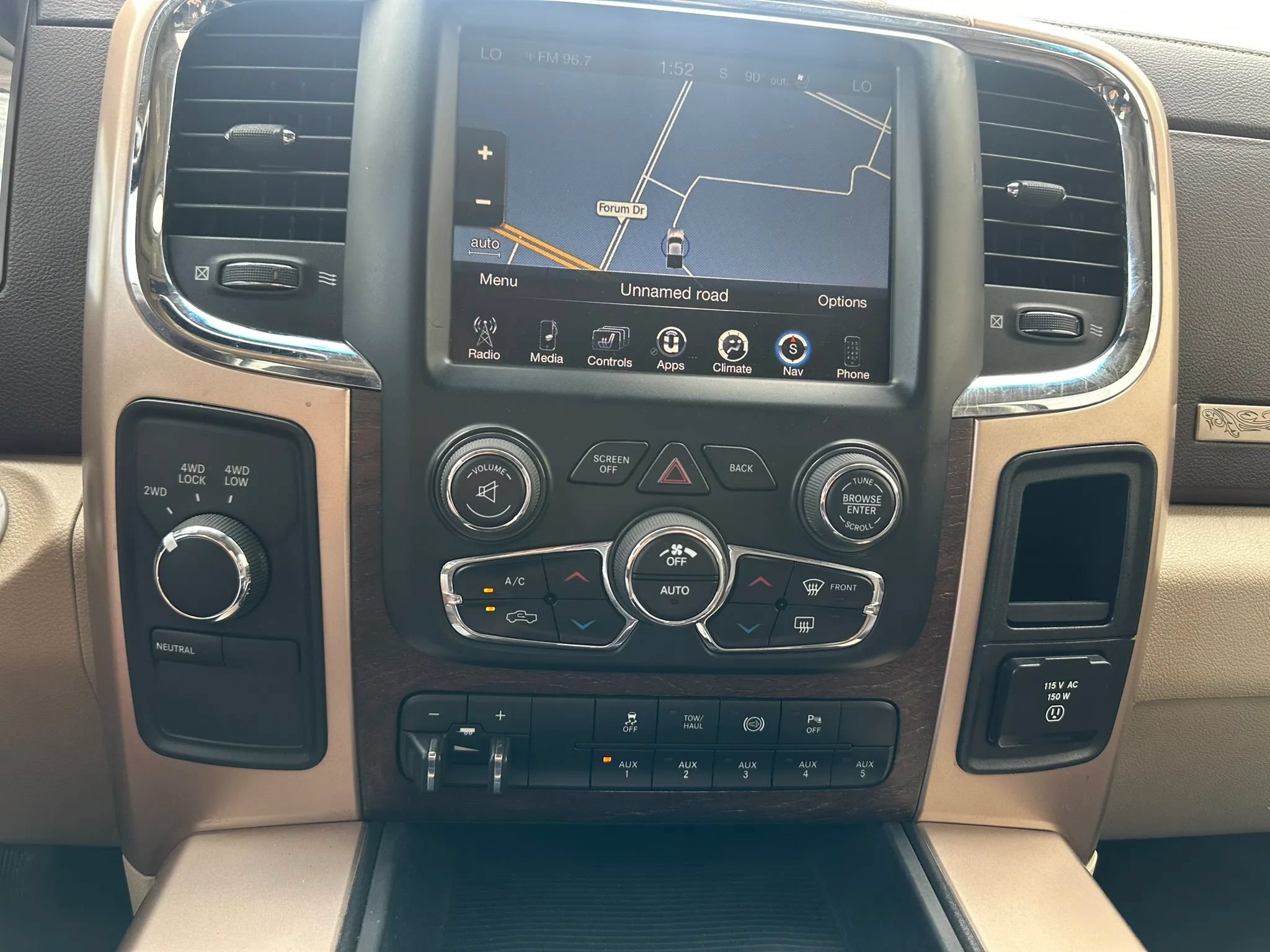 Used 2015 RAM 3500 Laramie Longhorn AWD/4WD image 44