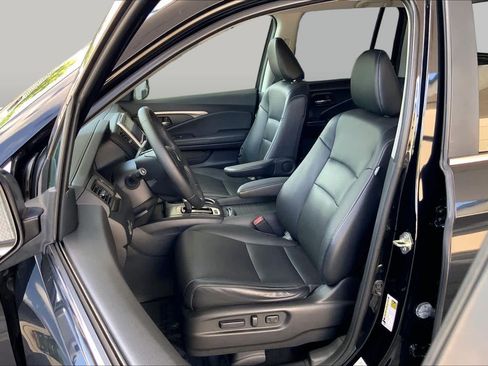 Used 2017 Honda Ridgeline RTL-T image 8