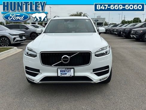 Used 2018 Volvo XC90 T5 Momentum w/ Momentum Plus Package AWD/4WD image 2