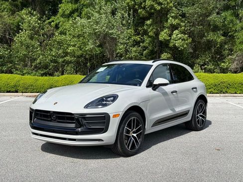 New 2026 Porsche Macan AWD/4WD image 1