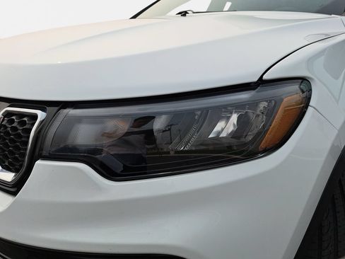 Certified 2023 Jeep Compass Limited AWD/4WD image 29