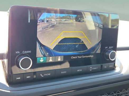 Used 2025 Honda Accord LX image 31