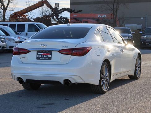 Used 2018 INFINITI Q50 Luxe w/ Essential Package (3.0T Luxe) image 9