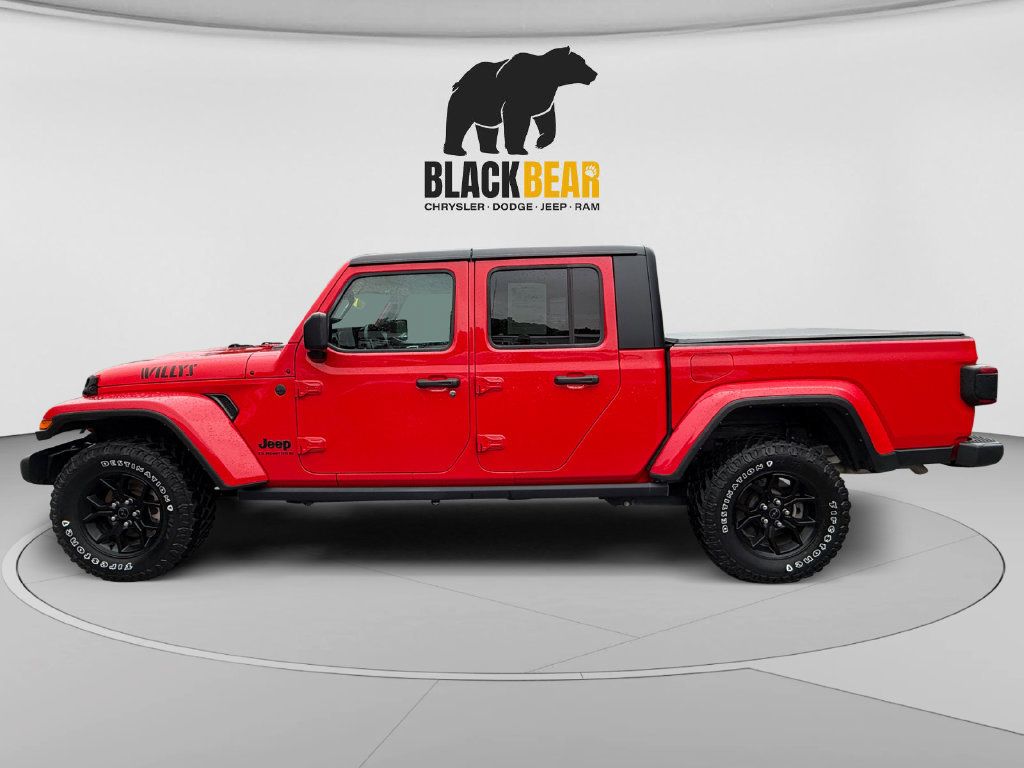 Used 2024 Jeep Gladiator Mojave AWD/4WD image 6