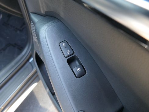 Used 2022 Kia Seltos S FWD image 24