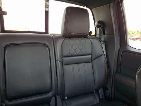 Used 2024 Nissan Frontier PRO-4X w/ Pro Premium Package AWD/4WD image 21