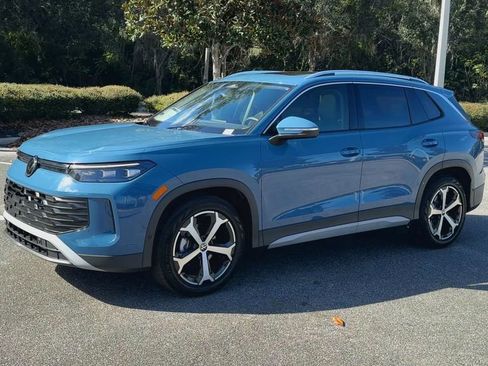 New 2026 Volkswagen Tiguan SE image 4