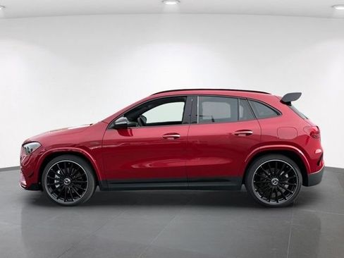 New 2026 Mercedes-Benz GLA 35 AMG 4MATIC image 3