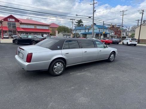 Used 2001 Cadillac De Ville Limousine image 3