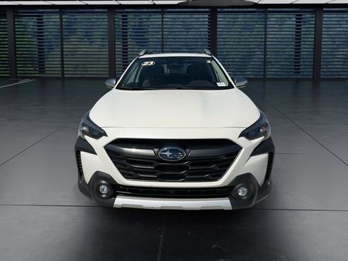 Used 2023 Subaru Outback Touring XT AWD/4WD image 3