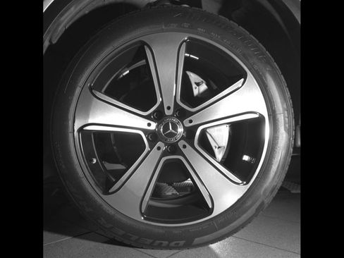 Used 2019 Mercedes-Benz GLC 300 4MATIC Coupe image 9