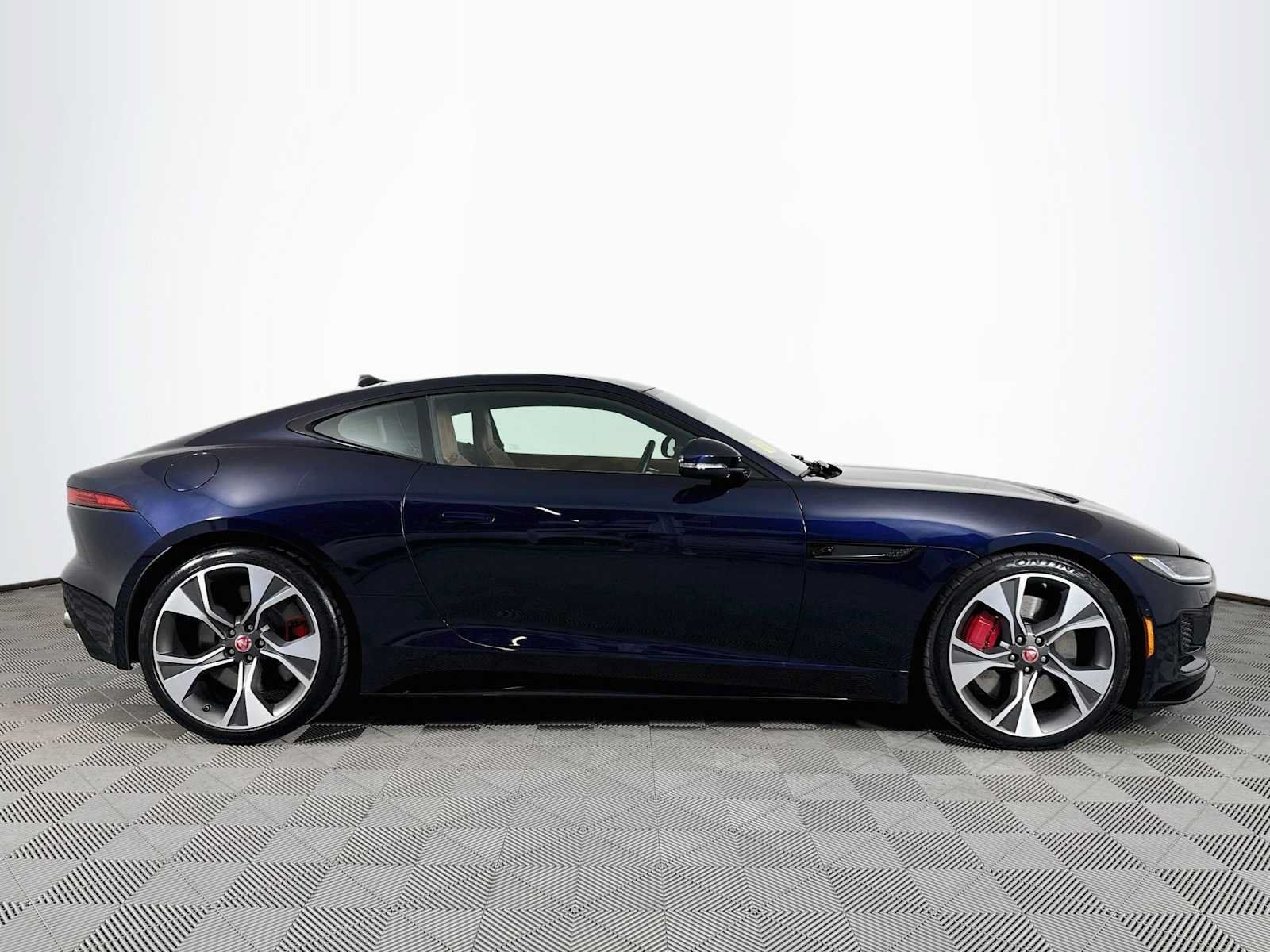 Used 2023 Jaguar F-TYPE R-Dynamic AWD/4WD image 4