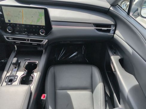 Used 2025 Lexus RX 350 Premium w/ Convenience Package image 32