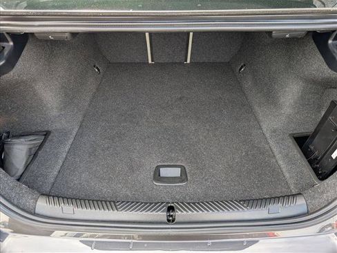 Used 2024 BMW i5 eDrive40i w/ Premium Package image 6