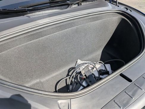 Used 2024 Tesla Model X image 24