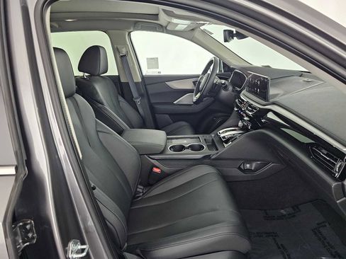 Certified 2025 Acura MDX SH-AWD image 10