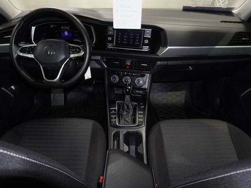 Used 2024 Volkswagen Jetta S image 14