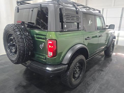Used 2022 Ford Bronco Black Diamond AWD/4WD image 4