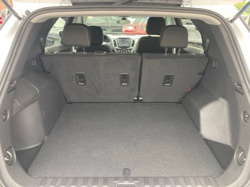 Used 2024 Chevrolet Equinox LS w/ LS Convenience Package AWD/4WD image 24