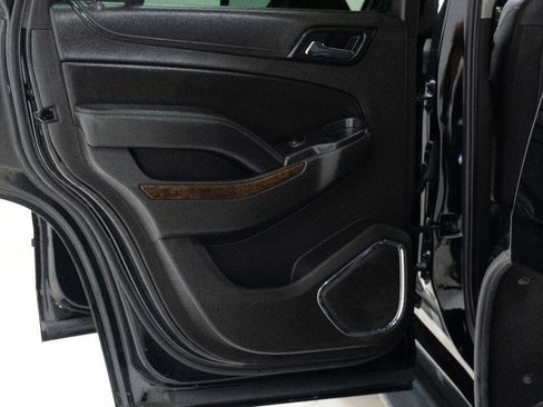 Used 2018 Chevrolet Tahoe LT RWD image 23