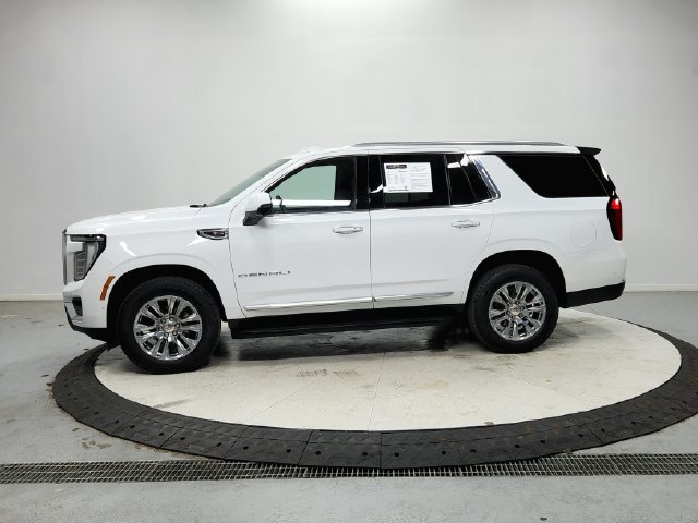 Used 2025 GMC Yukon Denali RWD image 5