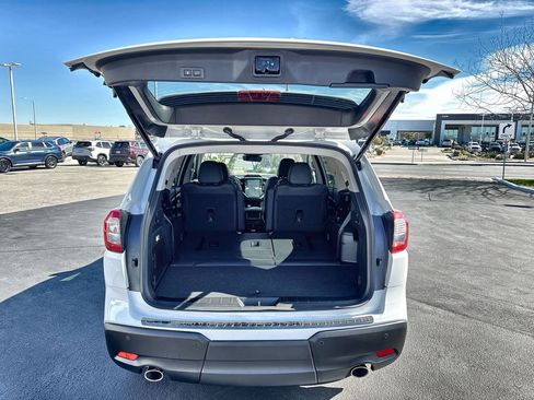 New 2026 Subaru Ascent Limited Bronze image 21