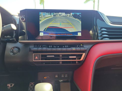 Used 2025 Toyota Camry XSE image 27