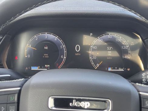 New 2026 Jeep Grand Cherokee L Limited w/ Limited Altitude Package AWD/4WD image 14