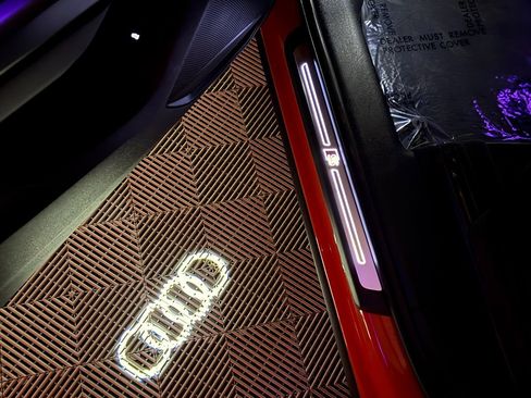 Used 2023 Audi Q3 2.0T Premium Plus w/ Premium Plus Package image 11