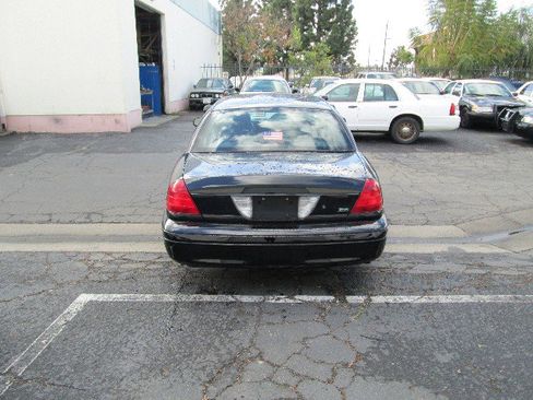 Used 2011 Ford Crown Victoria Police Interceptor w/ Trunk Pack image 5