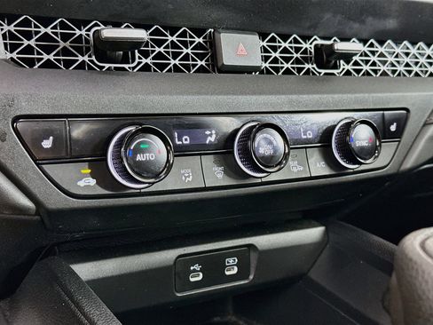 Used 2024 Honda Accord EX image 23