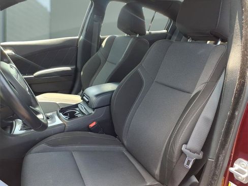 Used 2022 Dodge Charger SXT w/ Blacktop Package RWD image 13