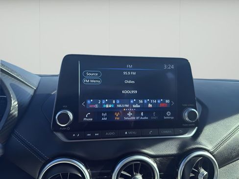 Used 2025 Nissan Sentra SV image 16